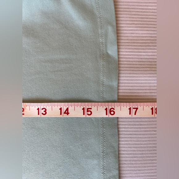 Alphalete Crop Top - Picture 5 of 5